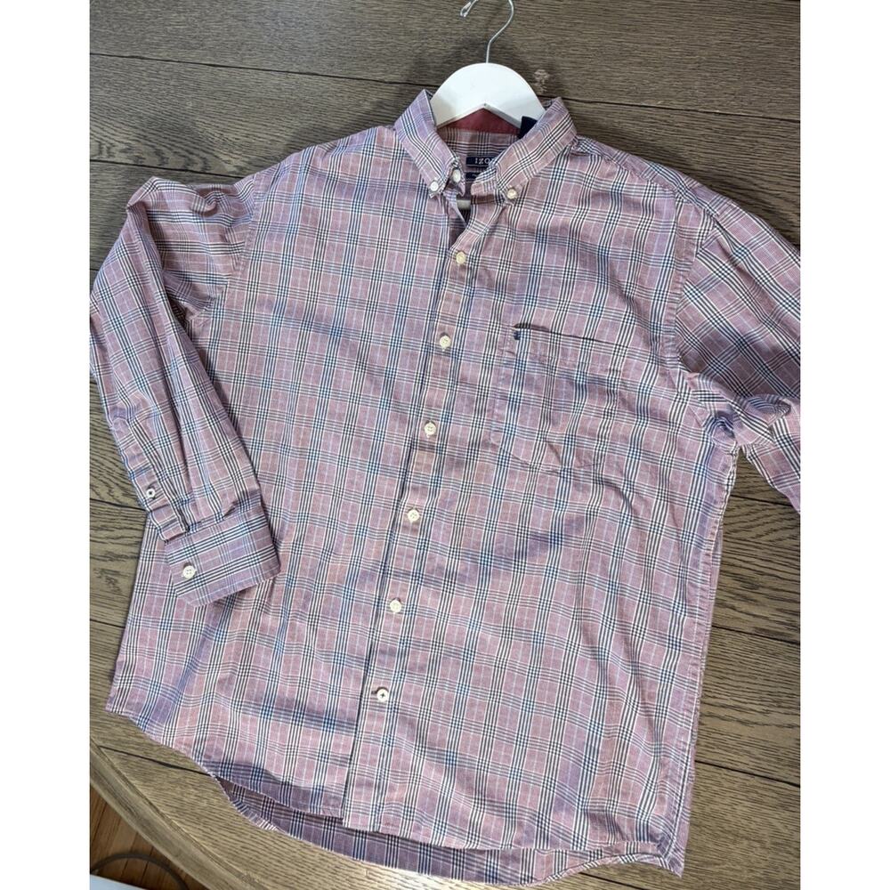 IZOD Premium Essentials Red Check Longsleeve Button Up Shirt Size M 100% Cotton